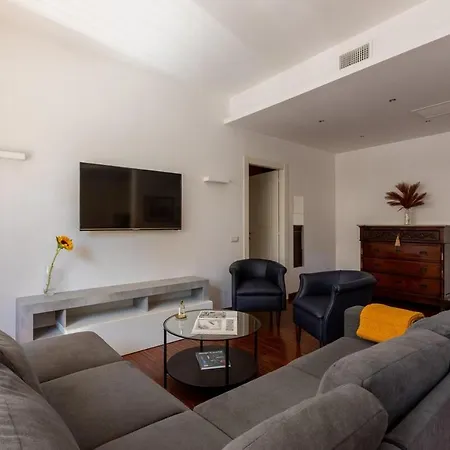 Casa Sacchi By Hili Rome